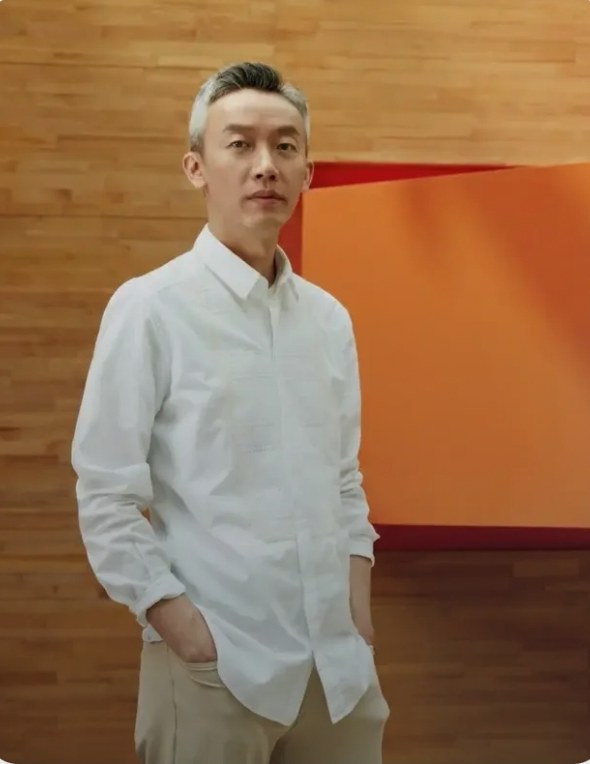 Pin Zhou · Founder, BEEBEE AI